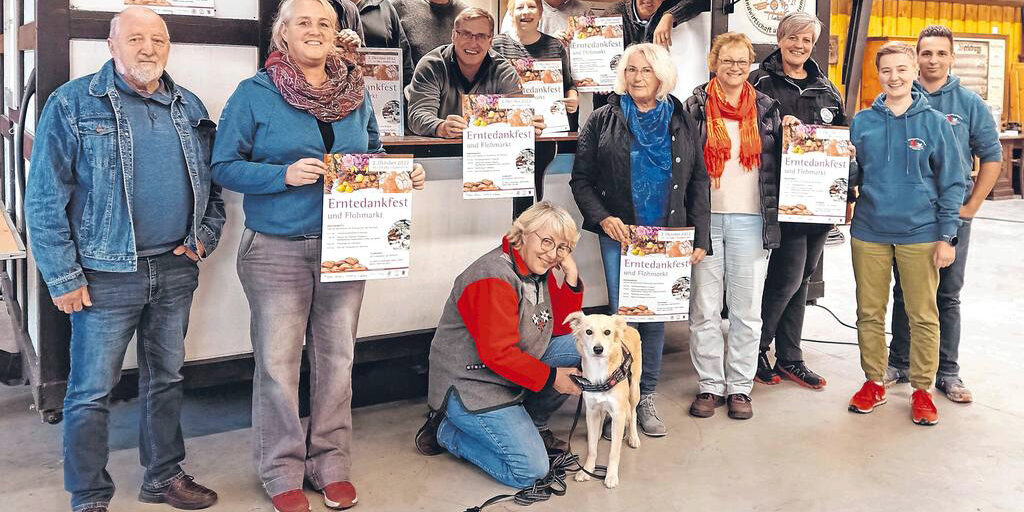 Mit Backhausbrot und Flohmarkt Heimatverein Landwirtschaft und
