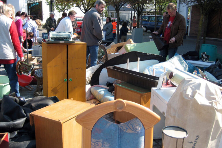 Sperrmüll-Party auf dem Bad Berleburger Marktplatz (Foto: Verein)