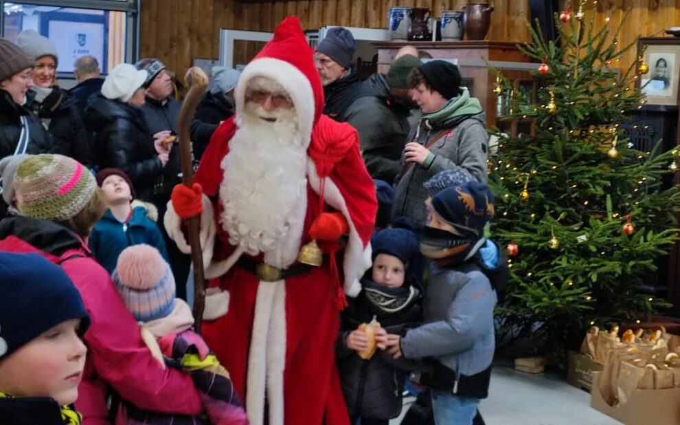 Weihnachtsmarkt und Flohmarkt am Sengelsberg 2023 (Nikolaus)